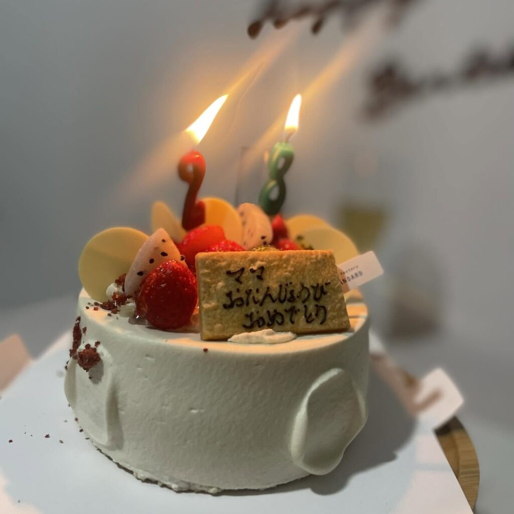 デザートのバースデーケーキ（@__________znnさんより提供）