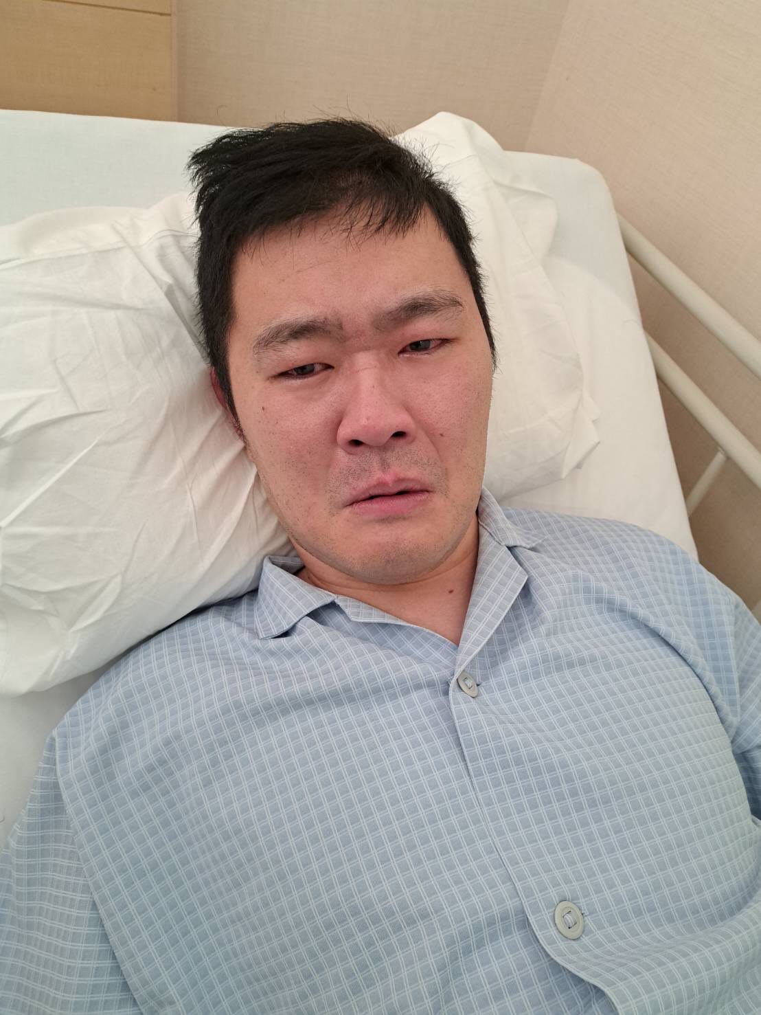 お風呂に入っていると、体に違和感。その後、緊急搬送され…まさかの診断を受けた男性。　2年たった現在の姿に「応援しています」「励まされています」　リハビリの様子をSNSに投稿する理由にせまる