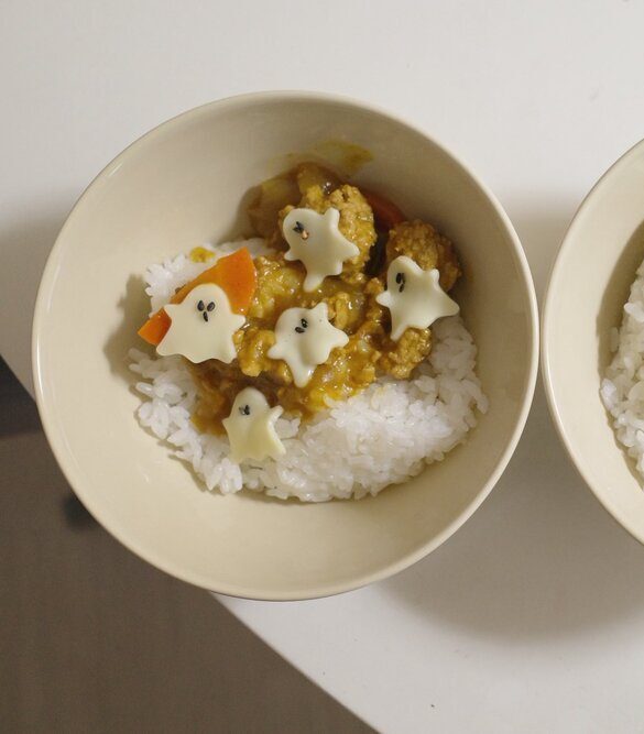 子どもにご飯を作った母。しかし、隣に写ったもう1つのご飯に…「母の愛」「優しい世界」「わかる」