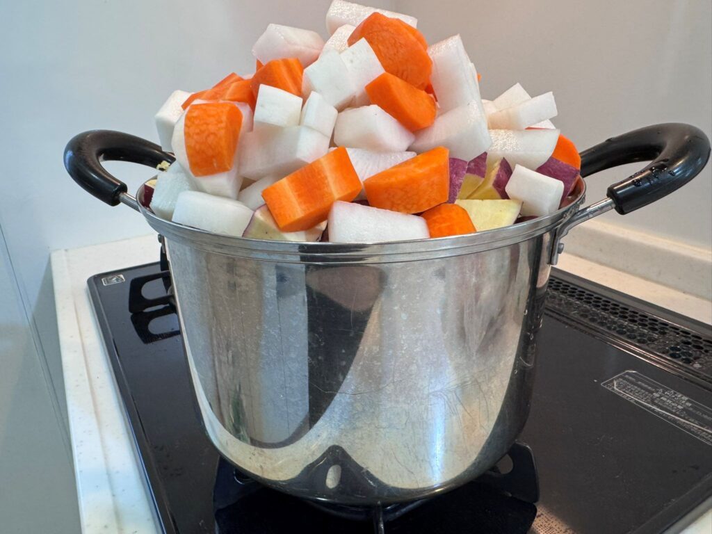 多すぎたかな？と不安な山盛り野菜（＠asako289さんより提供）