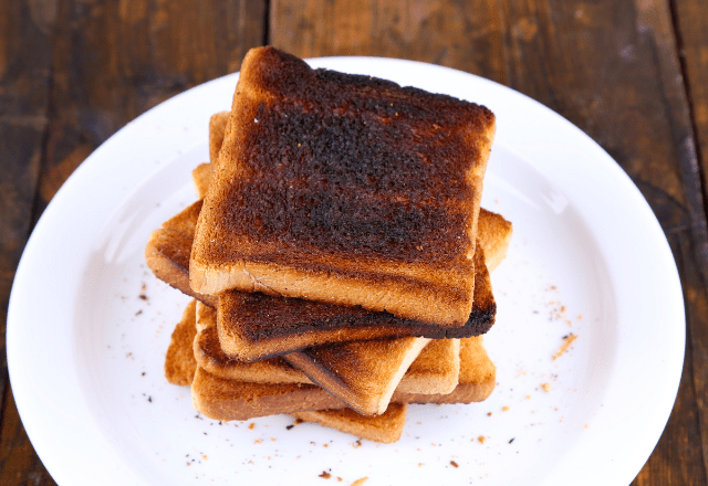 「絶対上だけ焦げるよね」トースターにおける永遠の謎…。すぐできる解決方法と不満解消に向けた企業努力に迫る