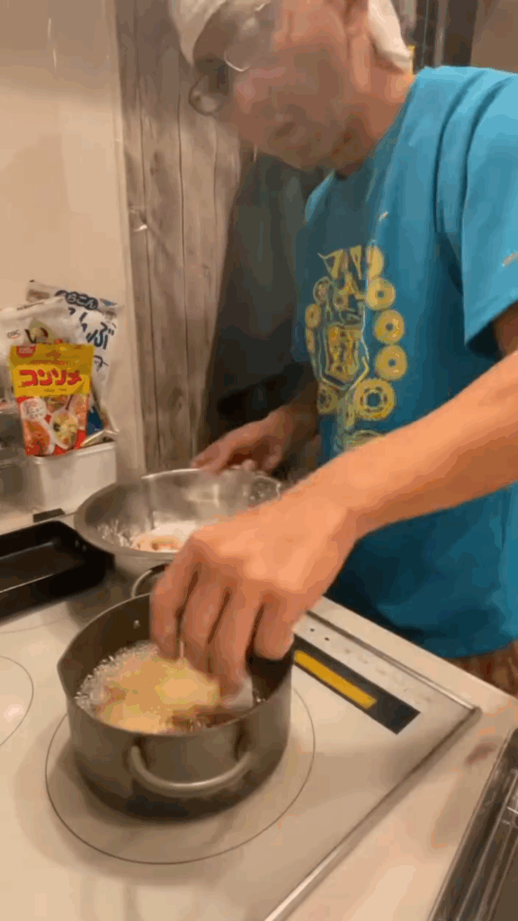 お弁当作り②（@takuya_______kさんより提供）