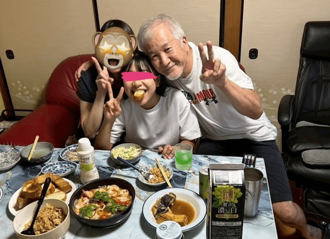 定年退職後、他県から家事応援に来る66歳の父。その驚くべき応援内容に…「ただ者ではない」「プロの方ですか！？」