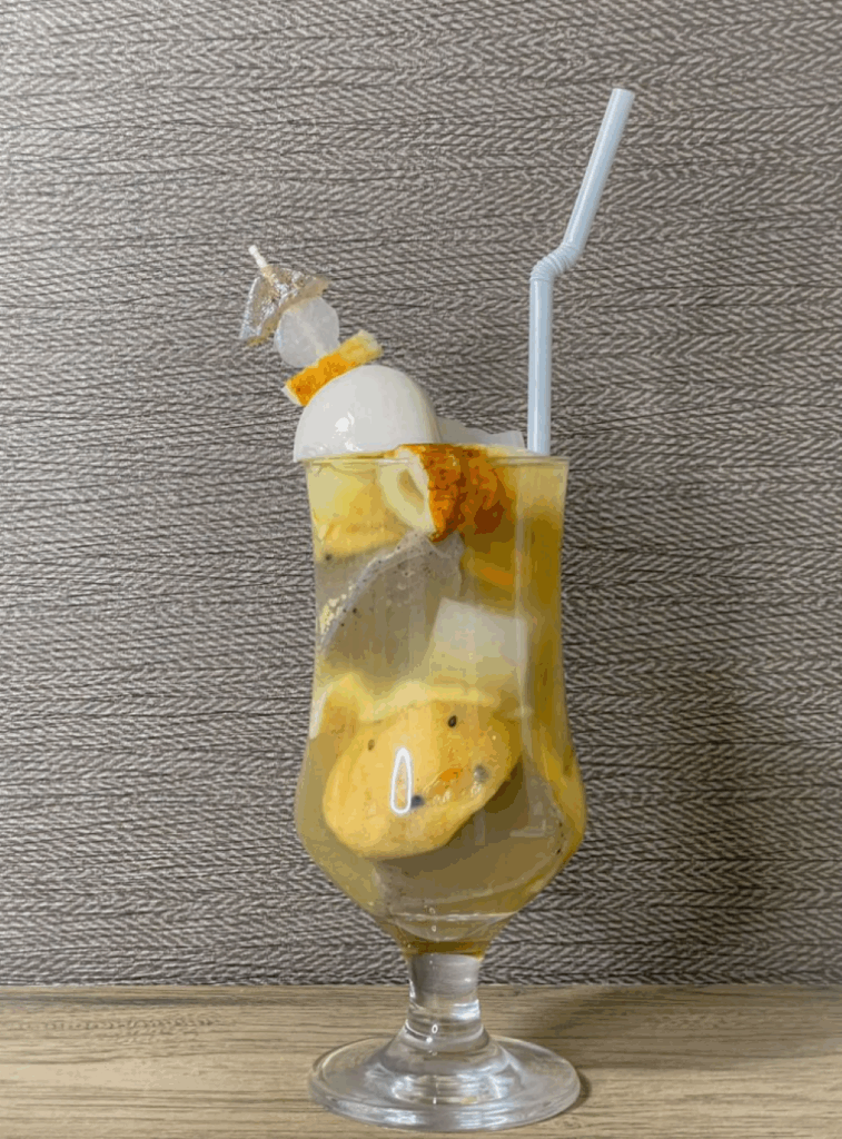 おでんフロート（＠morisugi_warotaさんより提供）