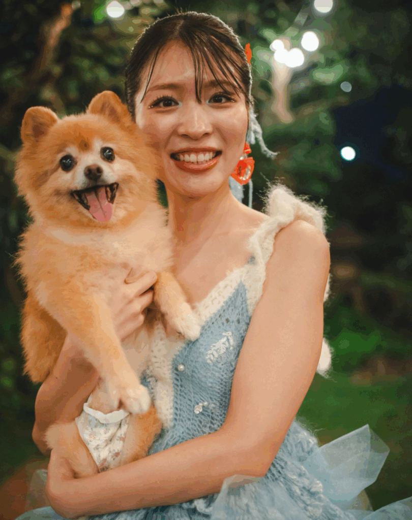 愛犬ともパシャリ（@mw_knittingさんより提供）