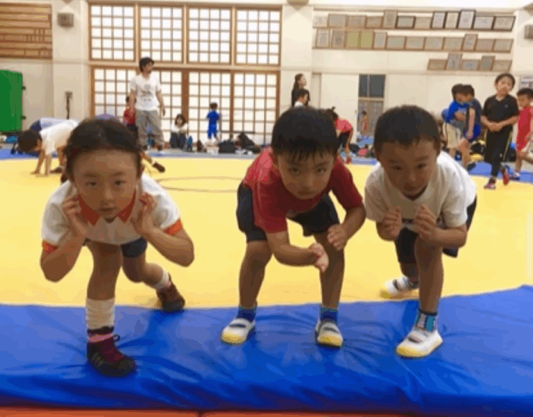 0歳の頃に出会った幼なじみ3人　→それから12年が経ち……現在の姿に「たくましい」「かわいい」「活躍する姿に期待」「癒された」