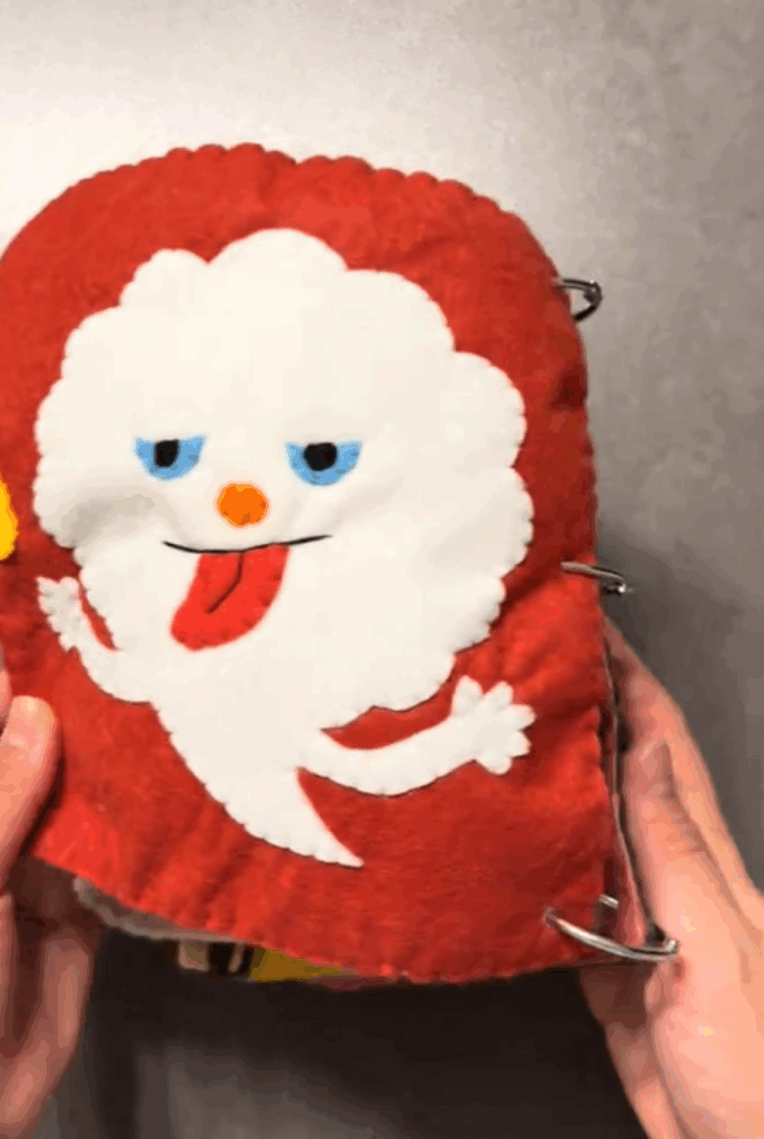 布絵本・裏表紙（＠s7928742さんより提供）