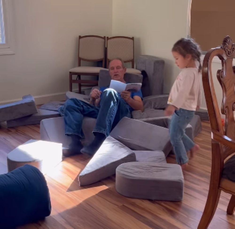 娘さんとおじいちゃん③（＠flipayuiさんより提供）