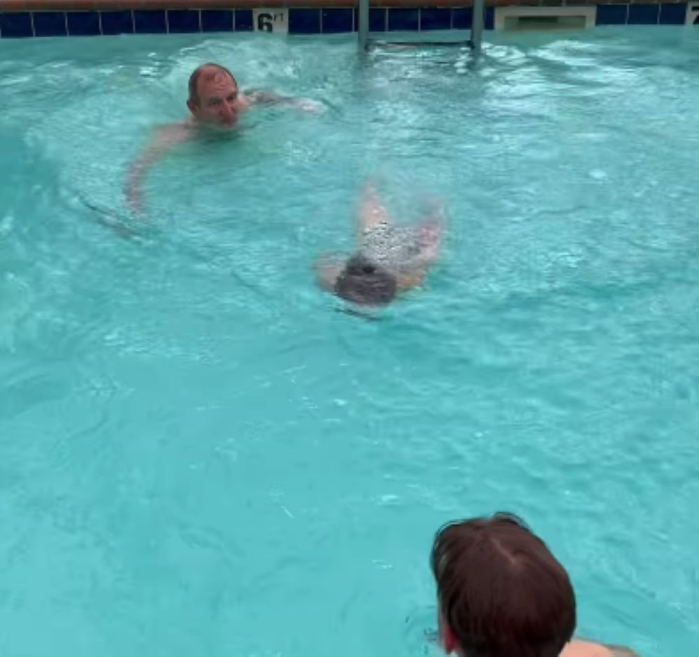 娘さんとおじいちゃん⑤（＠flipayuiさんより提供）