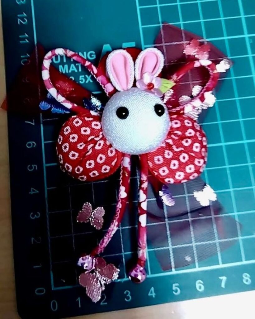 七五三の髪飾り（＠mu_nin0519さんより提供）