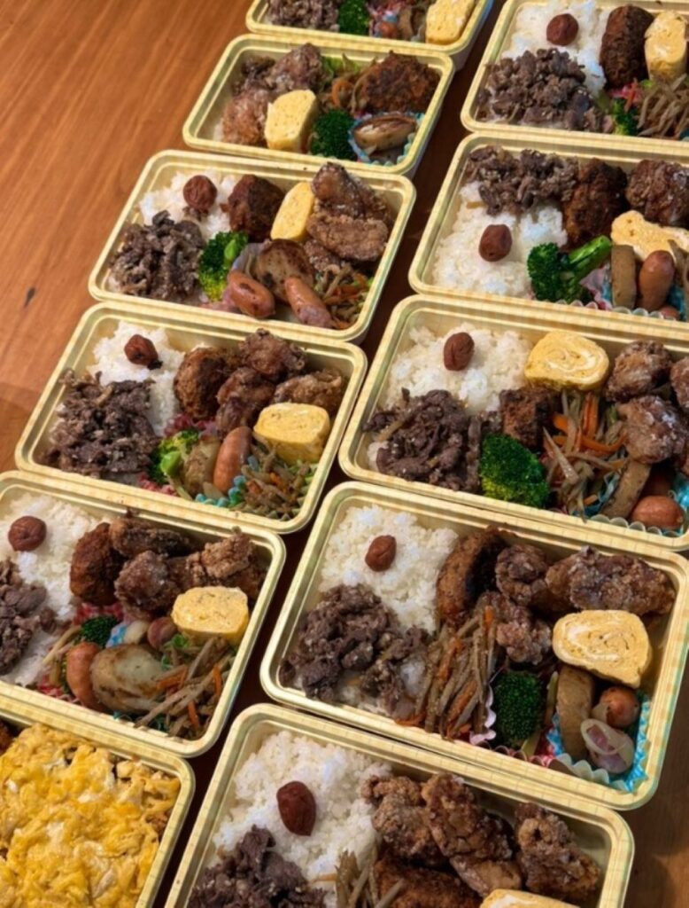 ご飯の上には牛肉の時雨煮も…！（＠machirealestateさんより提供）