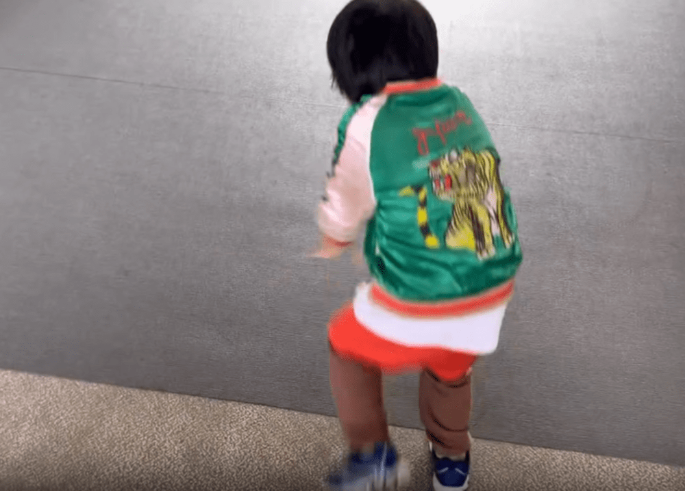 小刻みなステップで楽しそうです♪（@takaaki_sanoさんご提供）