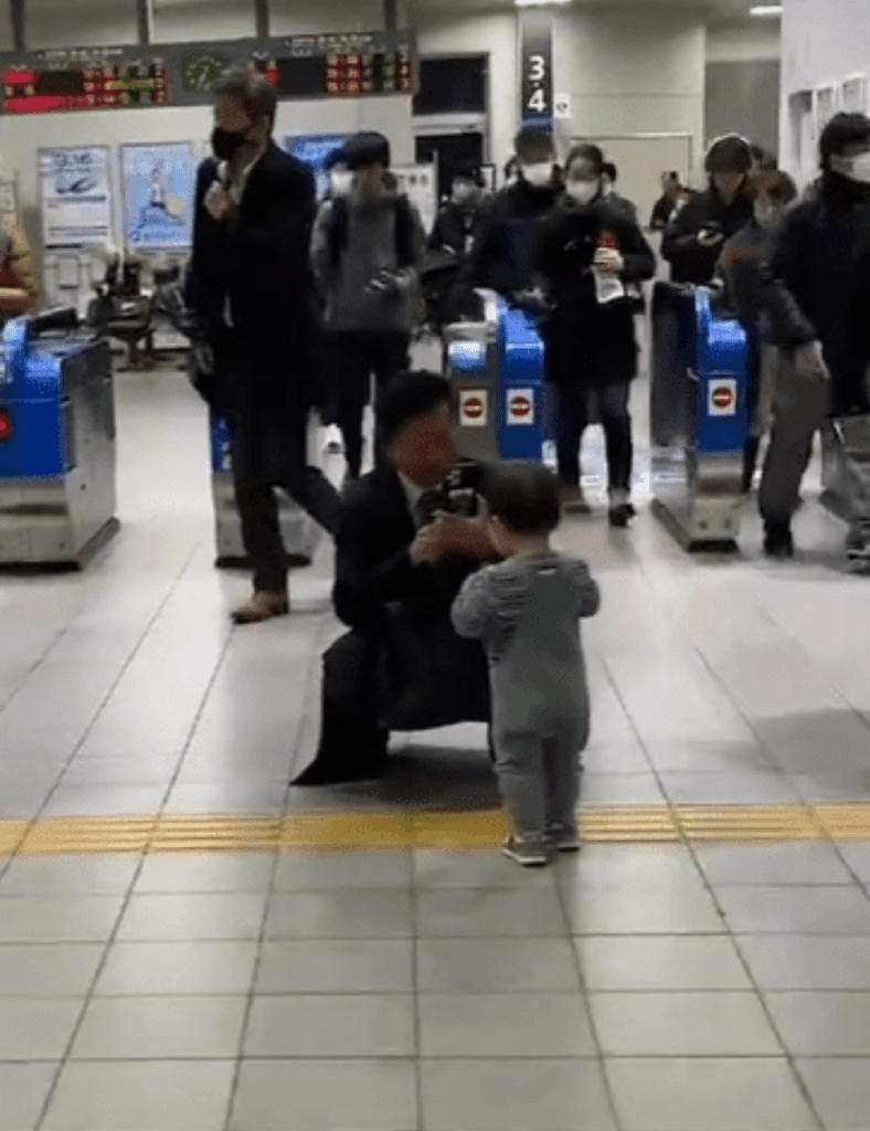 にこにこの様子（@ninjin_danceさんより提供）