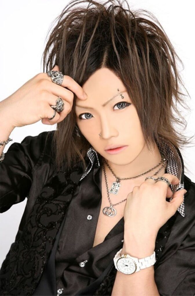 ヴィジュアル系時代（＠aoi_ichinose0220さんより提供）