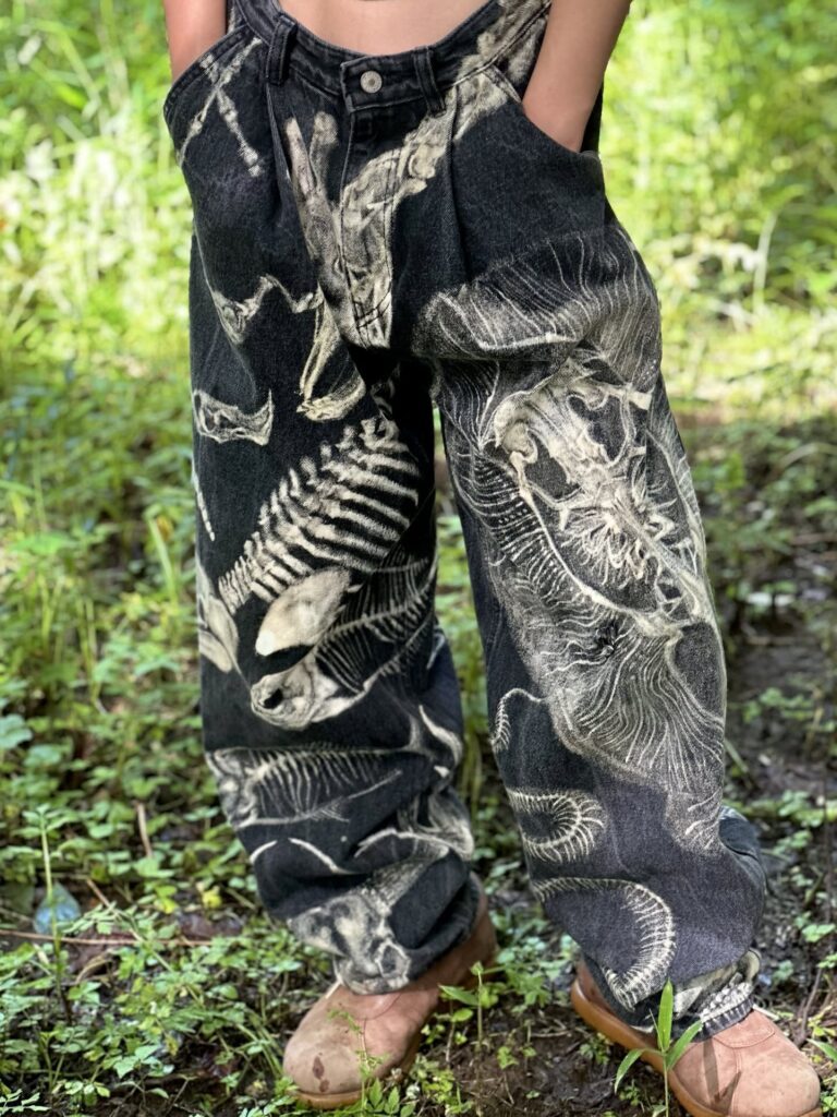 身につけるアート・着用画像（＠heliconia06さんより提供）