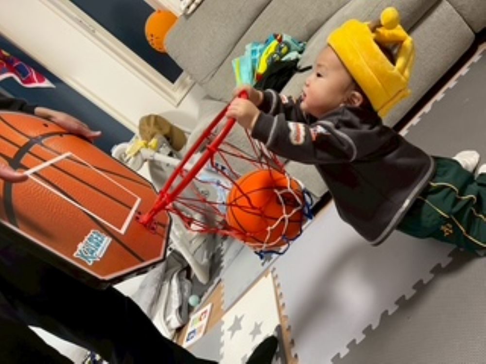 バスケで遊ぶ様子（＠kaikai0123.0315.0616さんより提供）