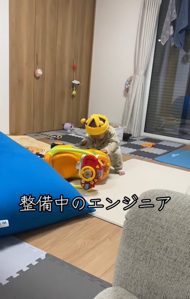 立ち上がって全身で整備（＠kaikai0123.0315.0616さんより提供）