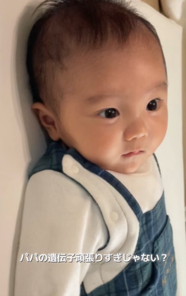 息子さん・生後2ヶ月①（＠memamekichi_papaさんより提供）
