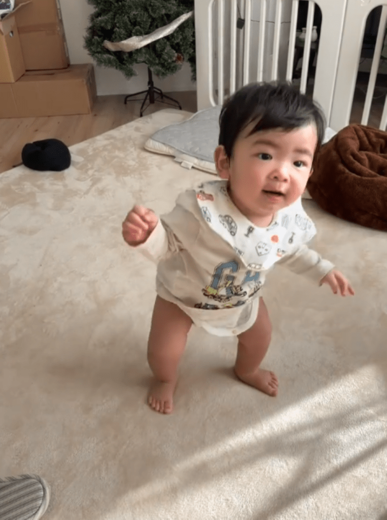 立ち上がって数歩前へ（＠chokimaru2497さんより提供）