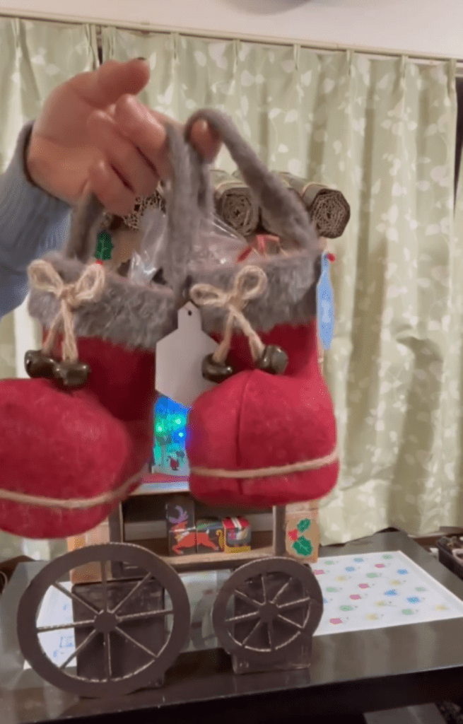 長靴の入れ物（＠yuuuuuuuinさんより提供）