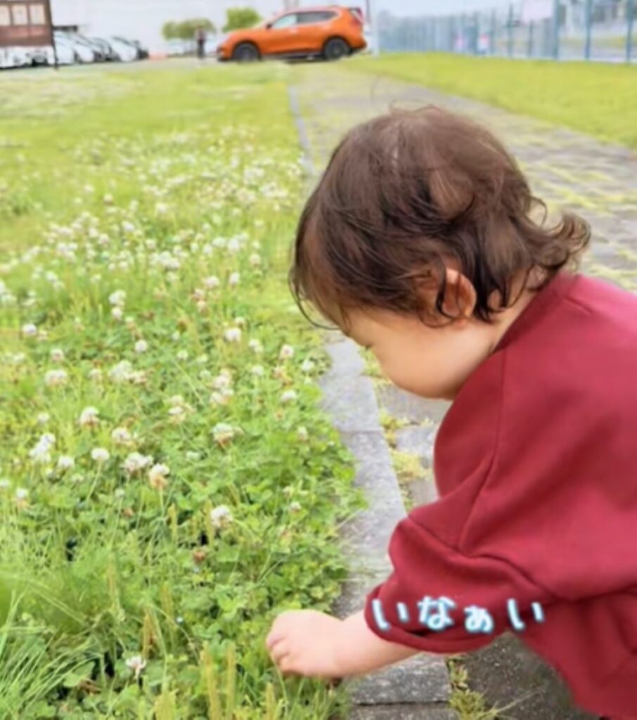 おじいちゃんに気づいていない様子（＠arm1087691さんより提供）