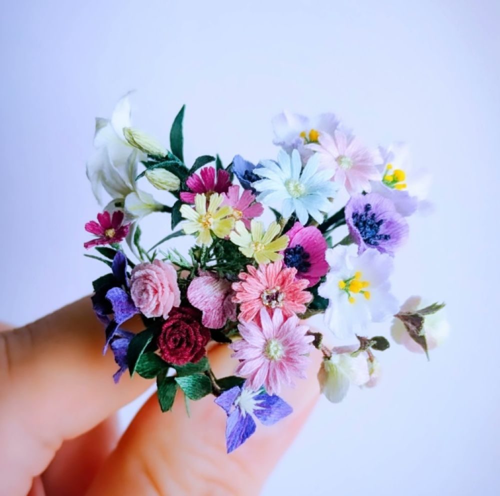 刺繍糸作品③（＠tete_shigotoさんより提供）