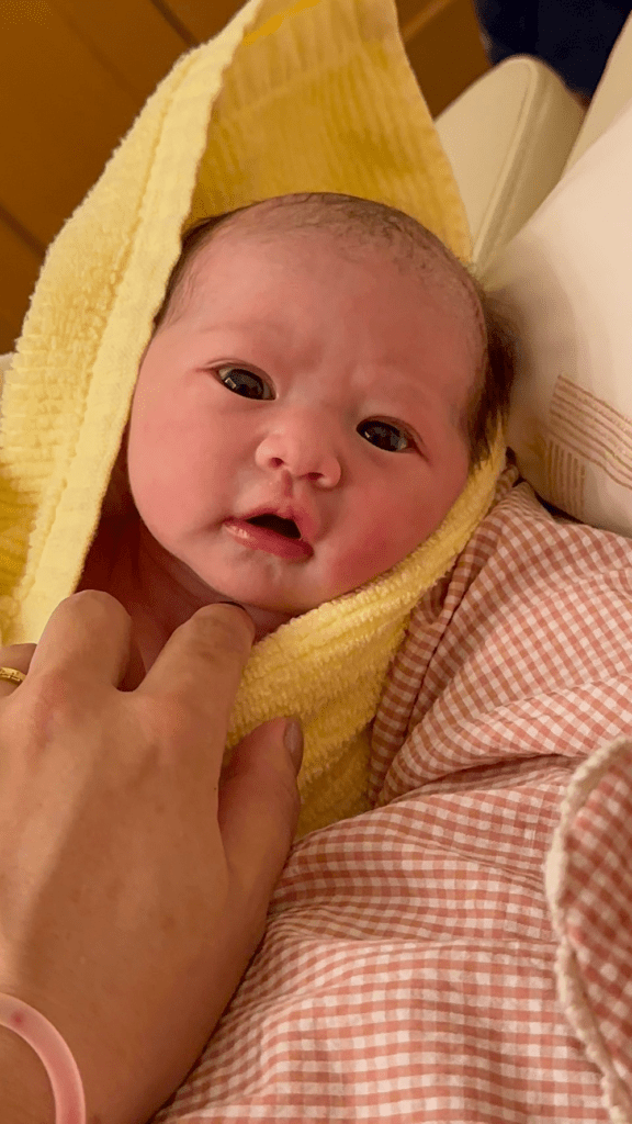 目元が印象的な娘さん⑤（＠kimika_koyamaさんより提供）