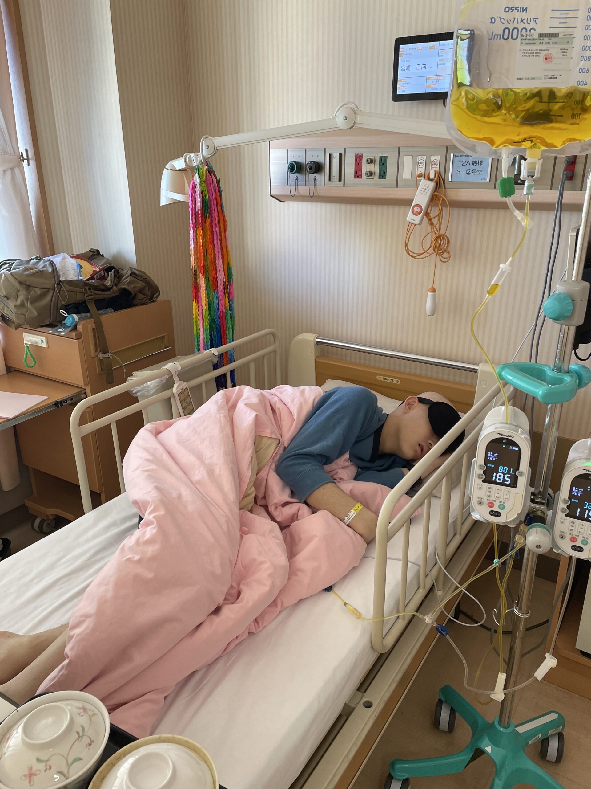 膝の痛みで眠れない日々が続き、病院に行った男性。しかし「理解できずぽかんとしていました」告げられた病名と現在の様子に迫る