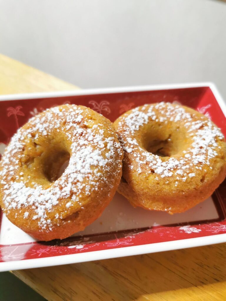 キャロット焼きドーナツ（＠mi_._._naさんより提供）