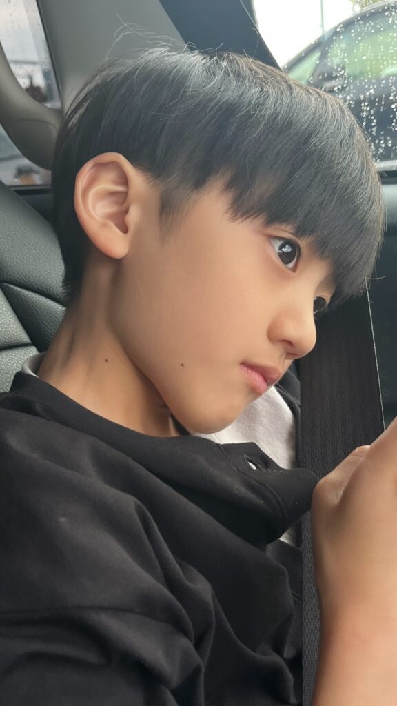 8歳の頃の息子さん②（＠yun2812427さんより提供）