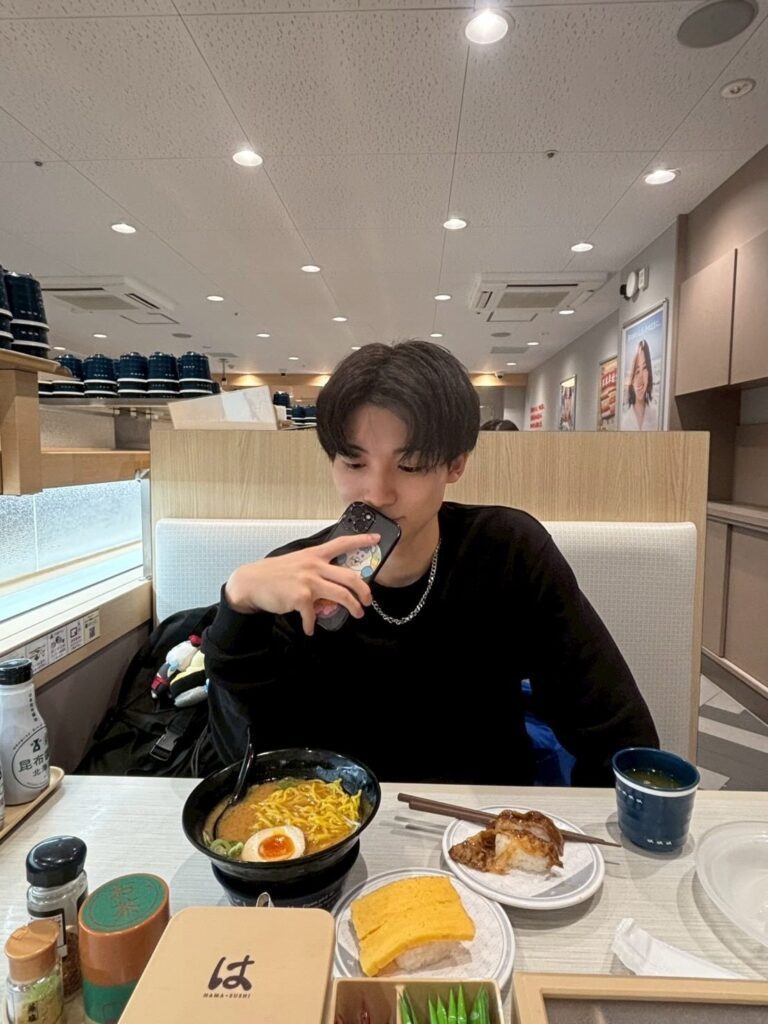 22歳になった現在の写真②（＠abokado.03さんより提供）