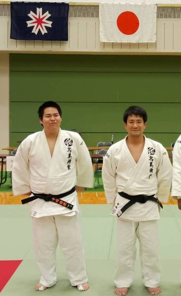 親子で柔道（@naohikoterasimaさんより提供）