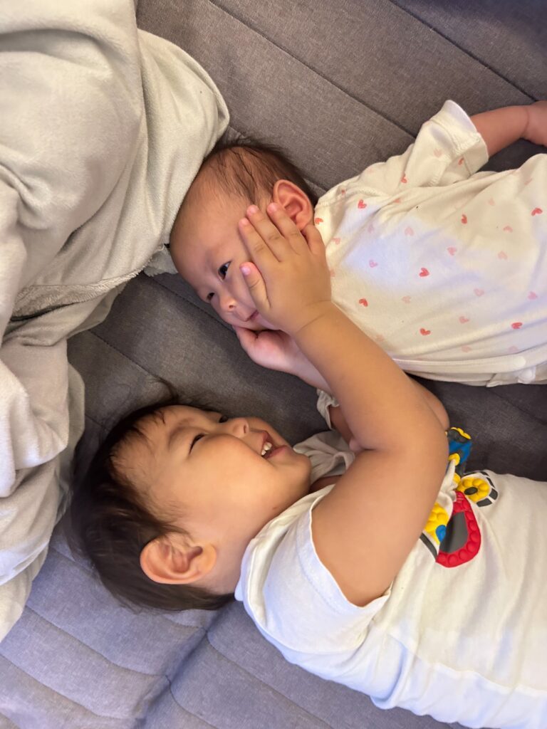 お兄ちゃんと妹さん①（＠rrigr1さんより提供）