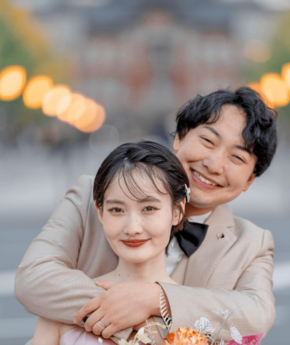 高校2年生の時に撮影されたカップルの写真　11年後の姿に「奥さんずっと可愛いし綺麗」「幸せ太り」