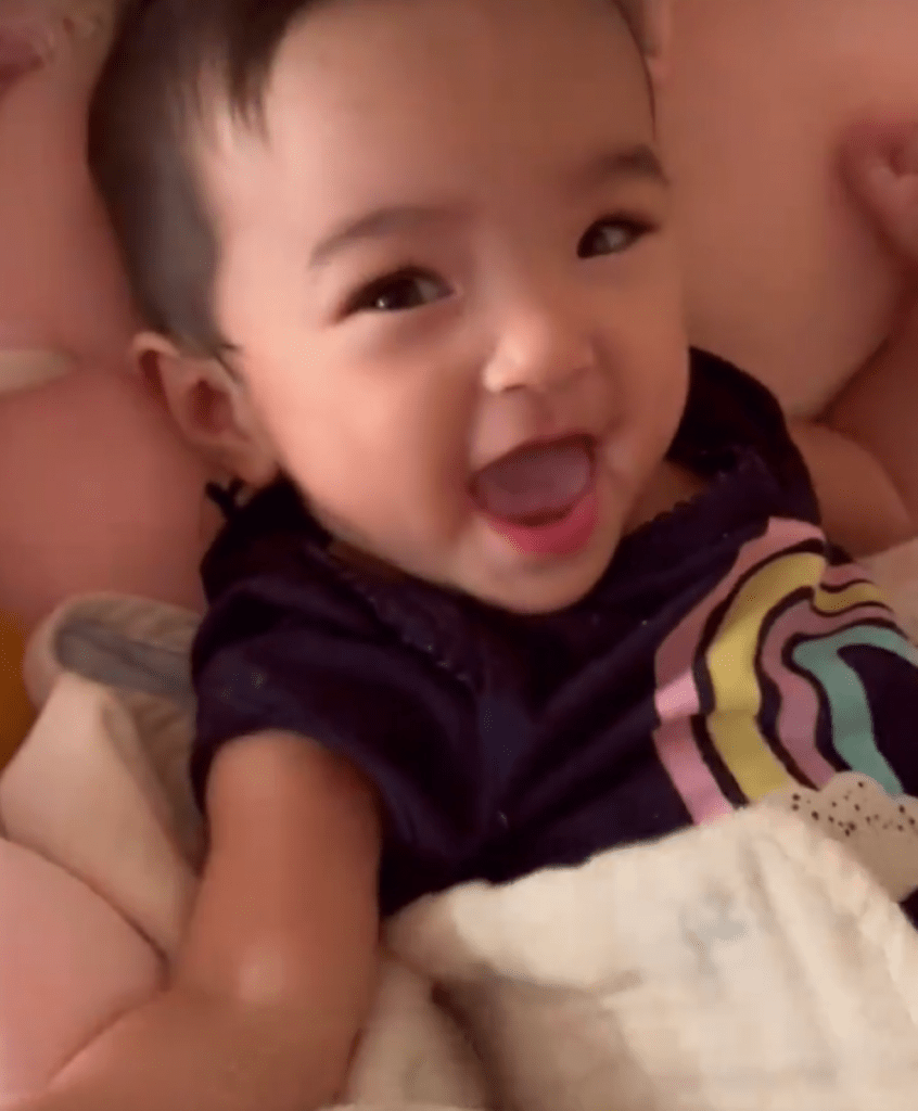 笑顔が素敵な娘さん（＠yunon.yuanさんより提供）