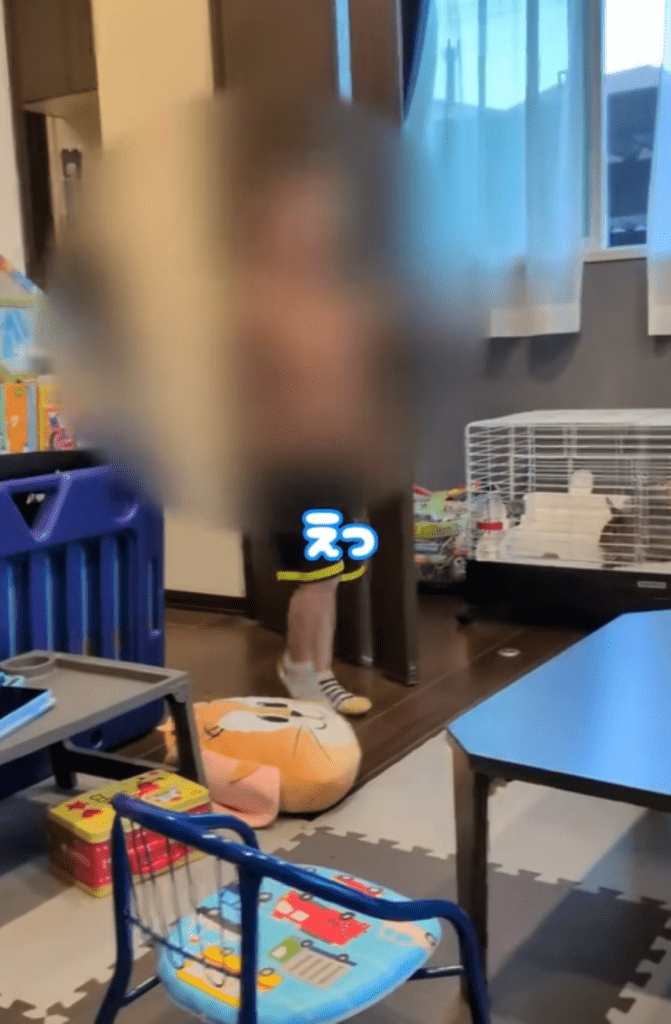 弟くんを見てびっくり（＠mi___825さんより提供）