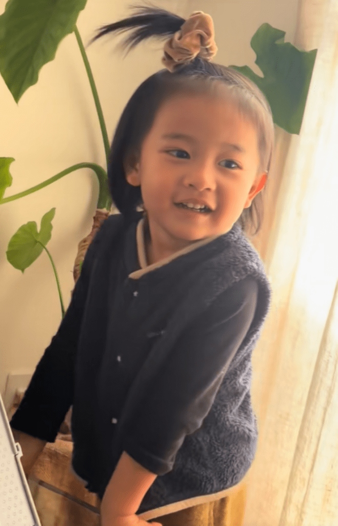 優しさであふれた息子さん（＠toi_familyさんより提供）