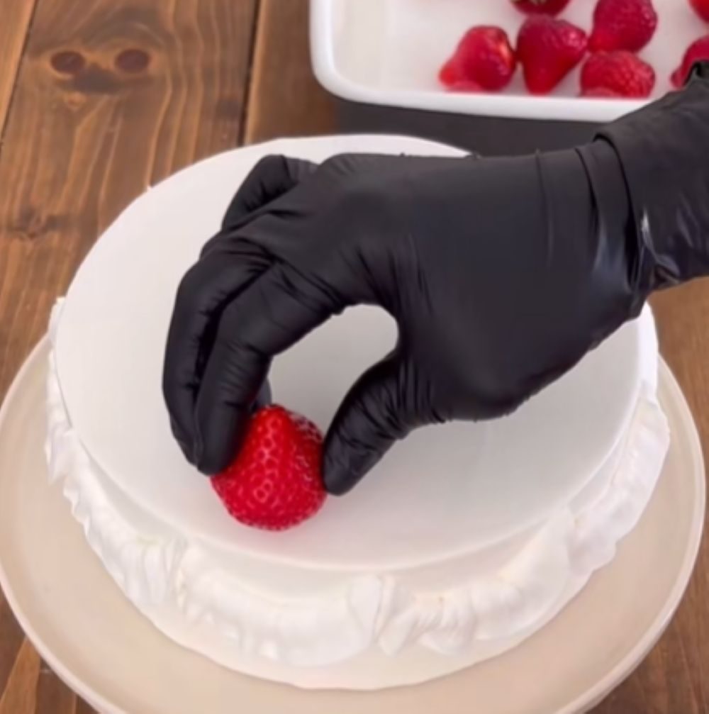 ケーキ作り②（＠yoko_sweets_no2さんより提供）