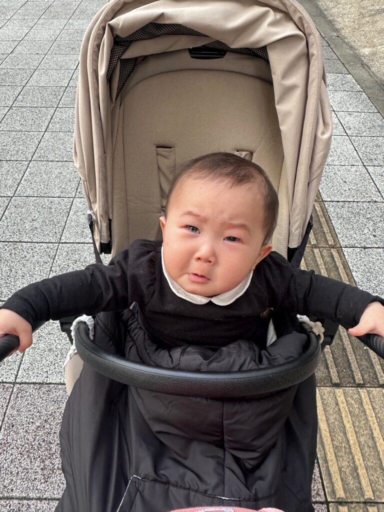 涙をこらえる様子（＠yuuutttan__さんより提供）