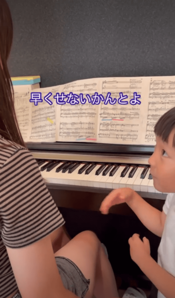 お姉ちゃんに助言する弟くん⑤（＠hanchan_ikujiさん）