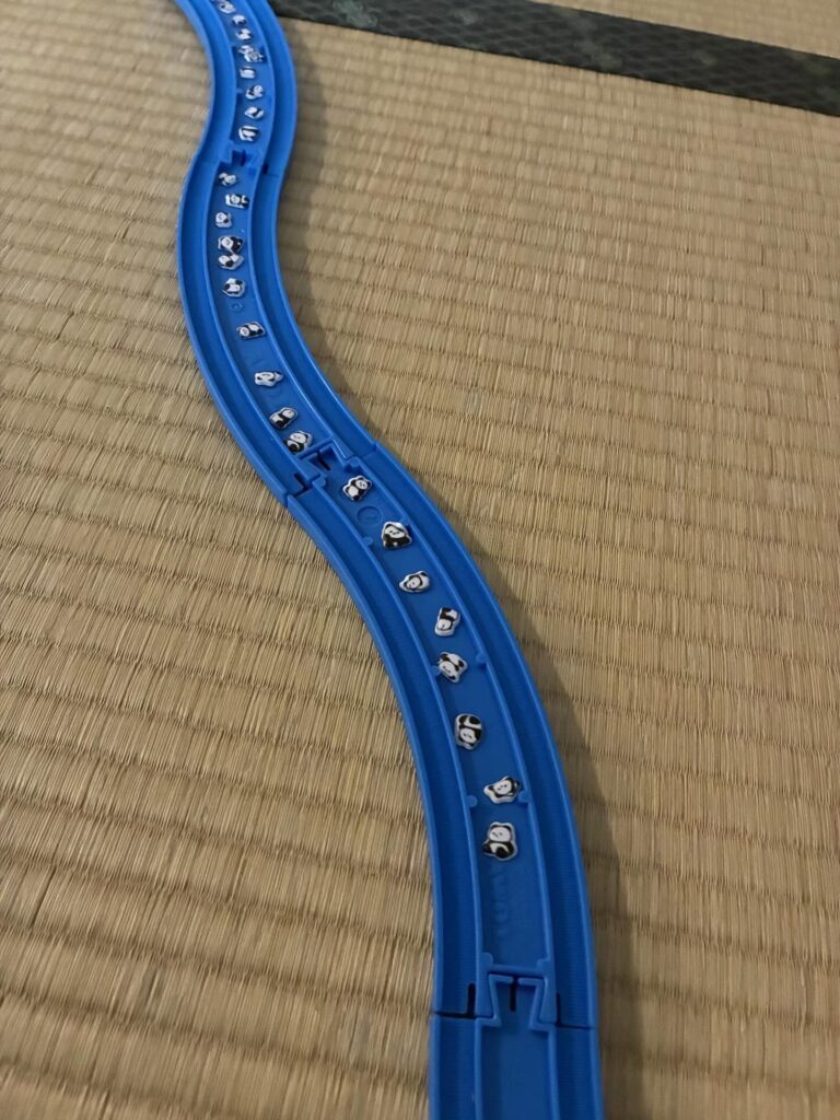 パンダのシールがずらり（＠okiko_yuzuraiさんより提供）