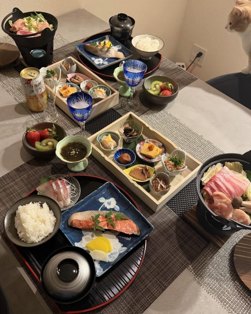 旅館の朝食を再現（＠chichichisuさんより提供）