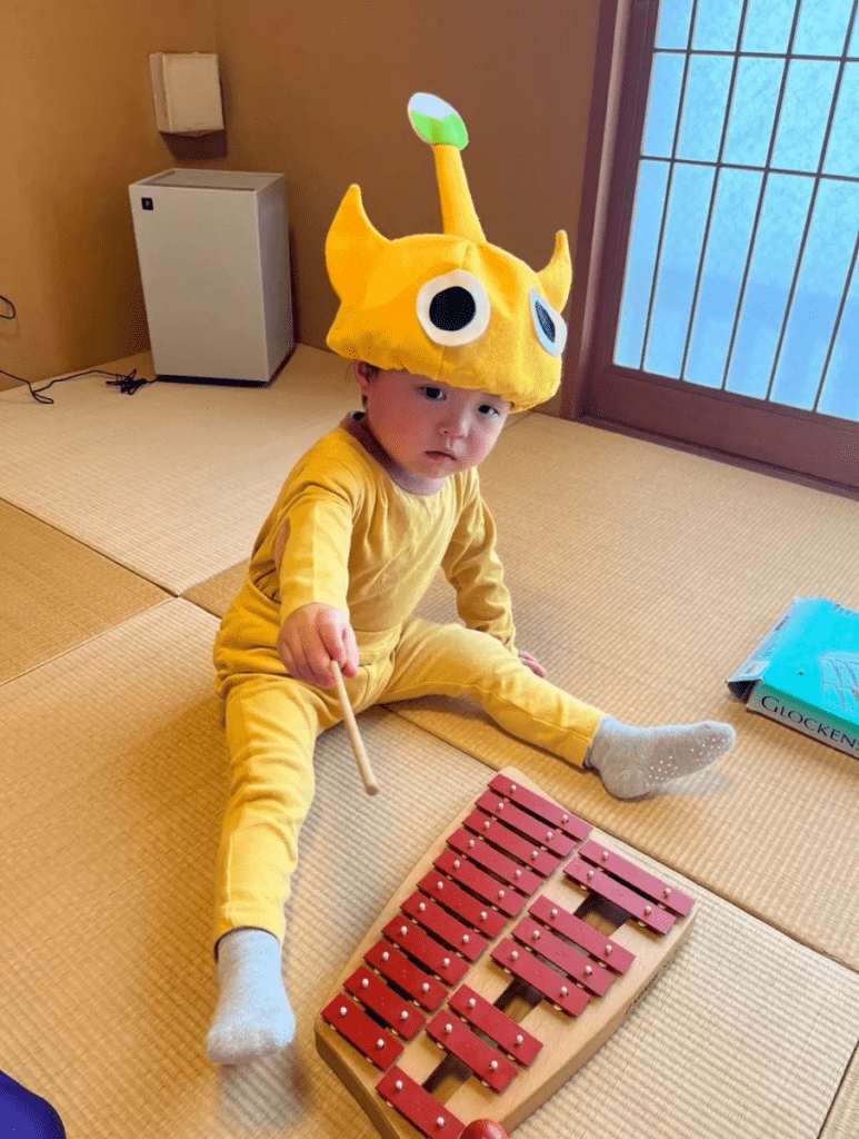 パパがちょっかいを出すと…（@wagako.life1003さんより提供）