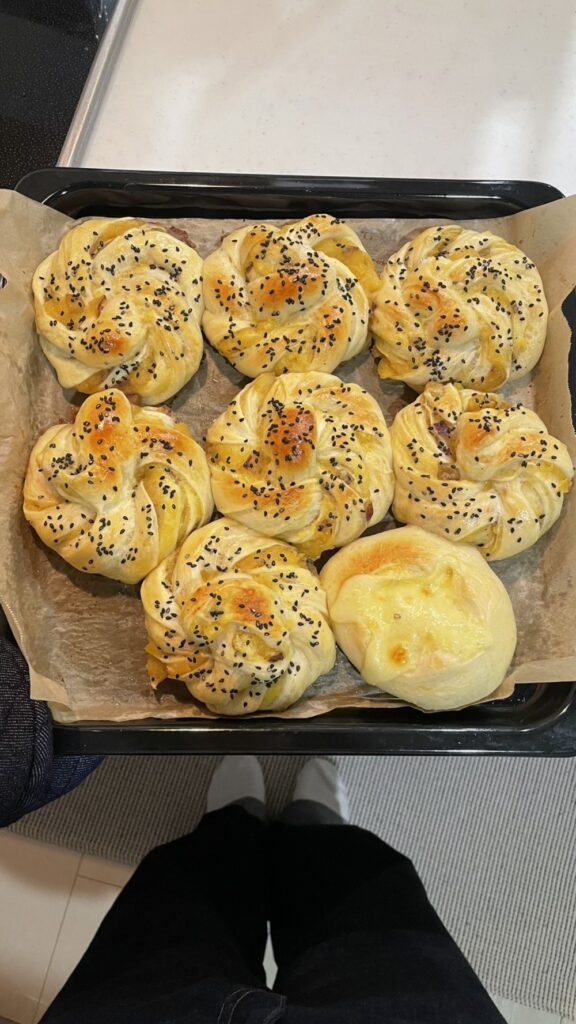 投稿者さんの手作りパン③（@hhiiutyさんより提供）