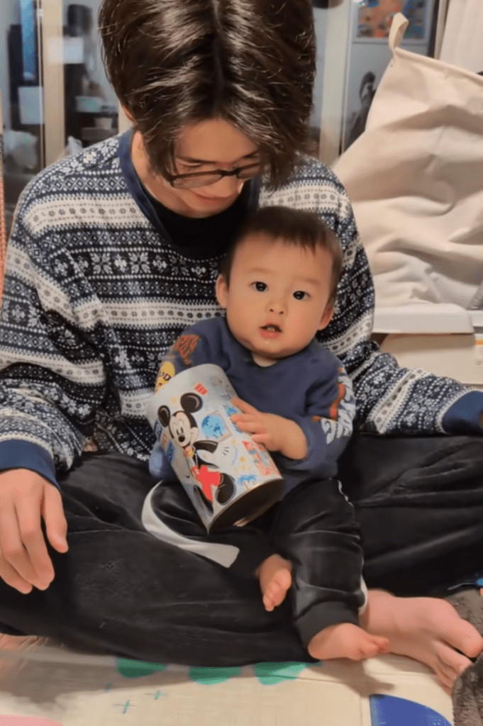 ボール遊びをする弟くん（＠ahhkun215さんより提供）