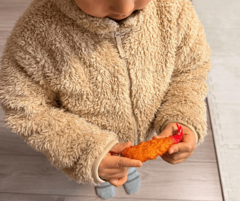 エビフライキーホルダーを購入した息子さん（＠negativekirinさんより提供）