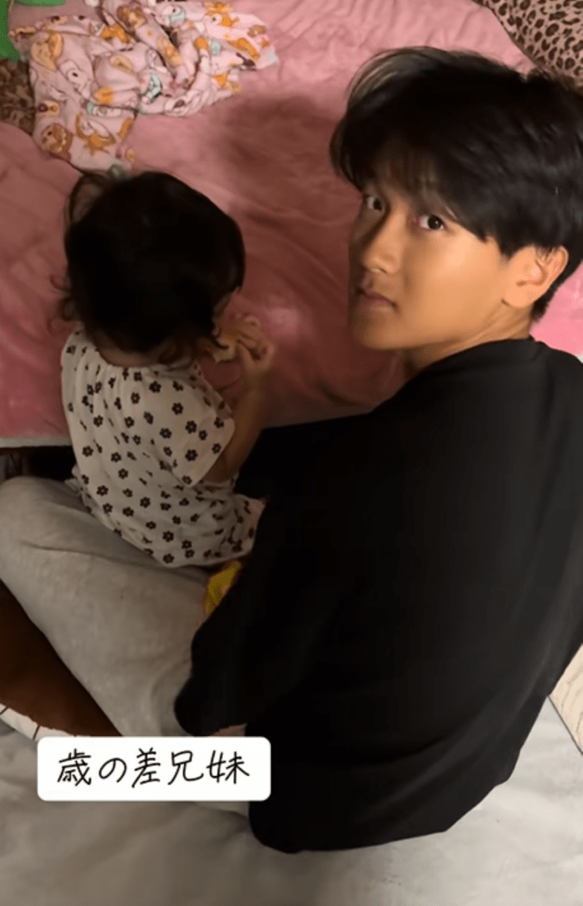 カメラに気づいたお兄さん（＠yuasam0530さんより提供）