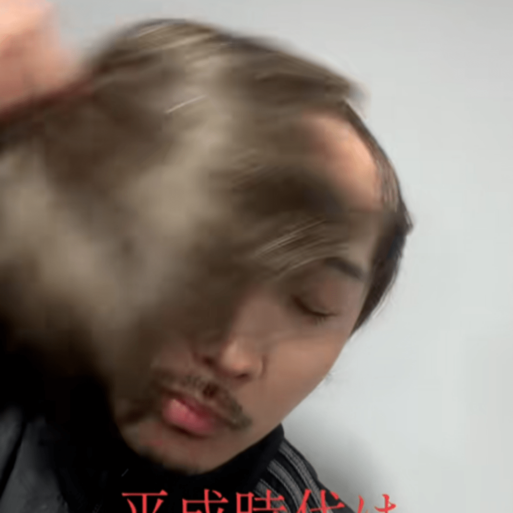 え、まさかのウィッグ？（@katsuranikiさんより提供）