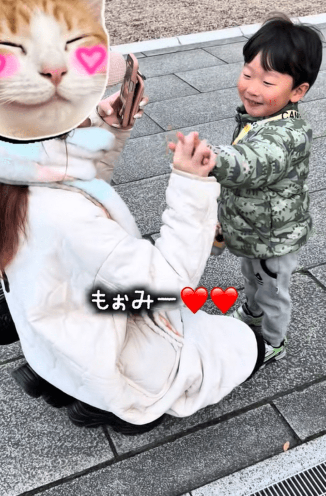 ハイタッチ（＠yu_hima_daysさんより提供）