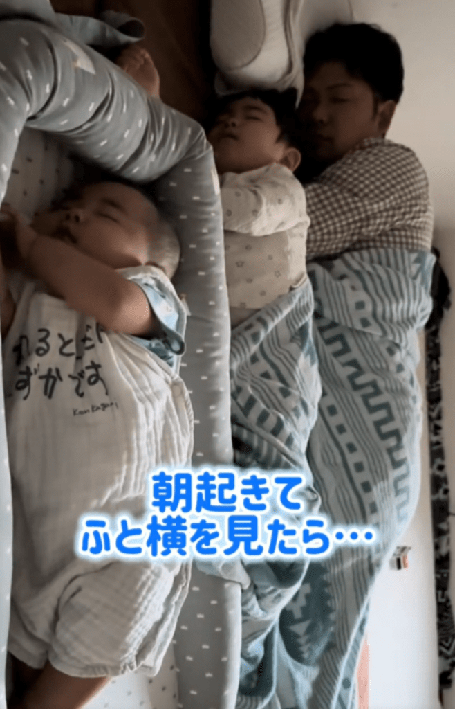 寝ている子どもたちとパパさん①（＠shu.taremayuさんより提供）